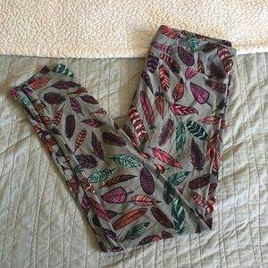 LuLaRoe TC Feather Leggings